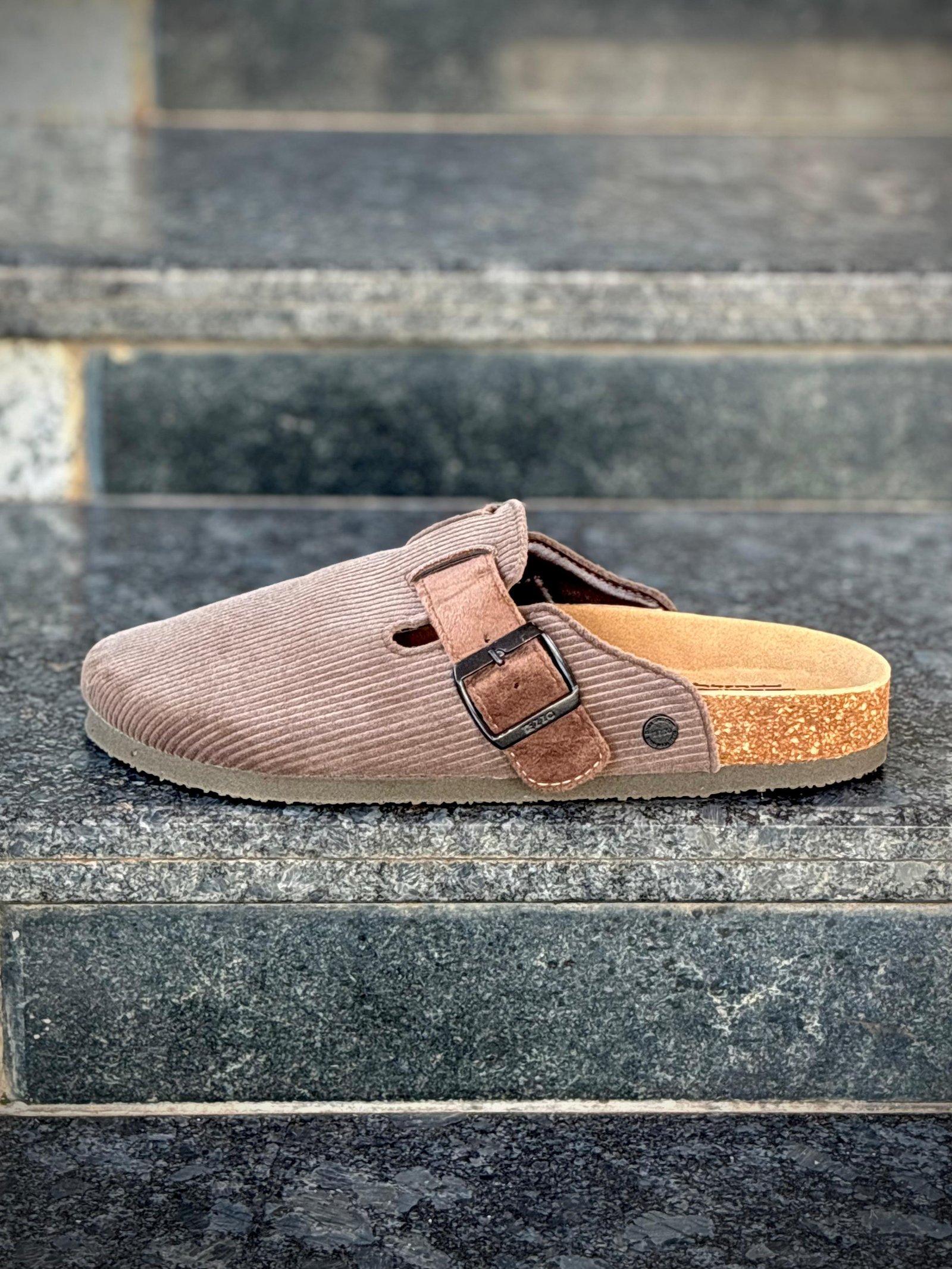 TEZZO SANDALS