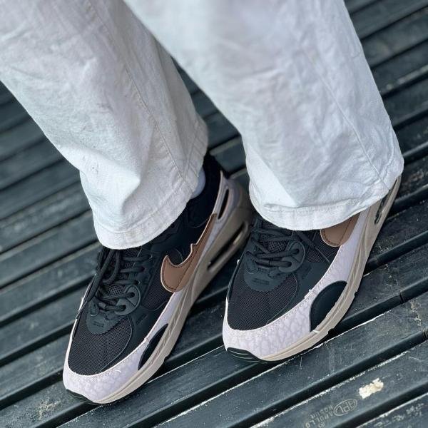 IMPORTED SHOES