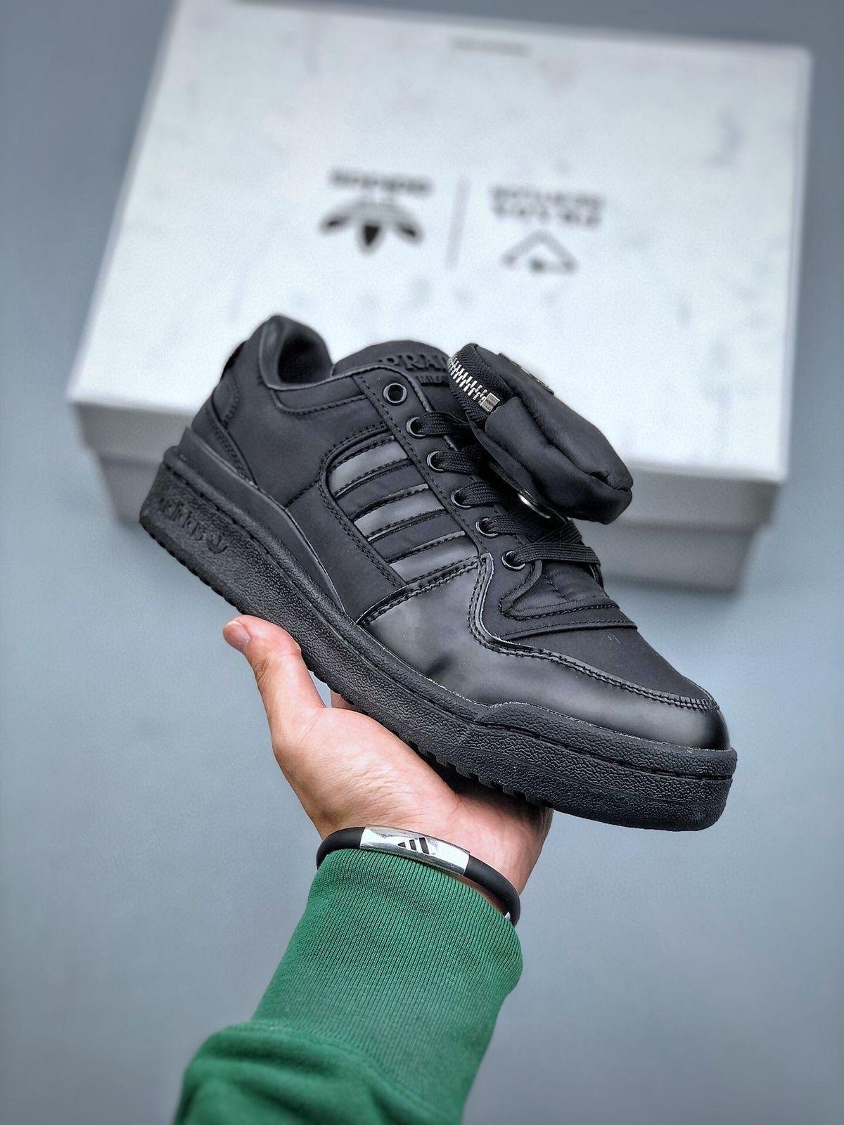 ADIDAS FORUM PRAD