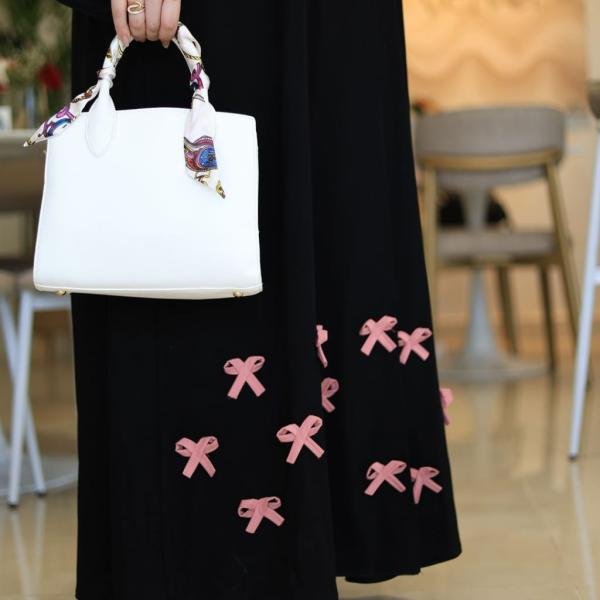 ABAYA AND NORMAL SHAWL