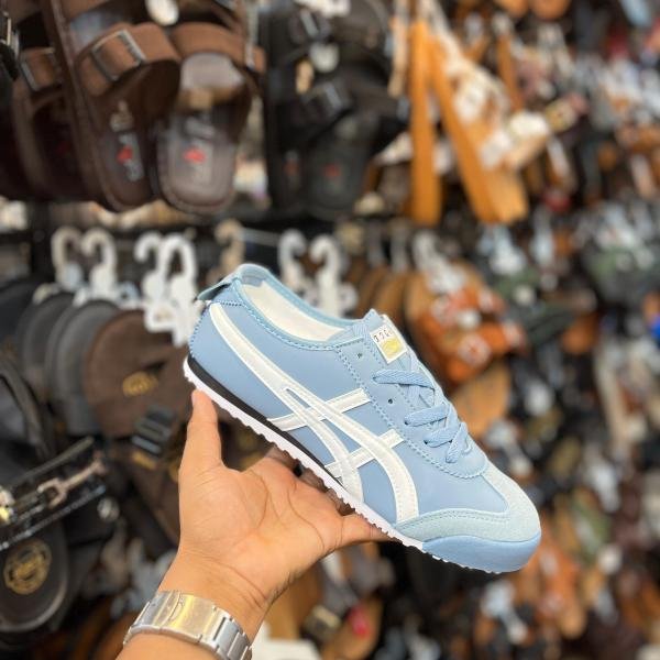 IMPORTED SHOE