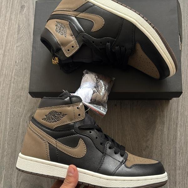 AIR JORDAN