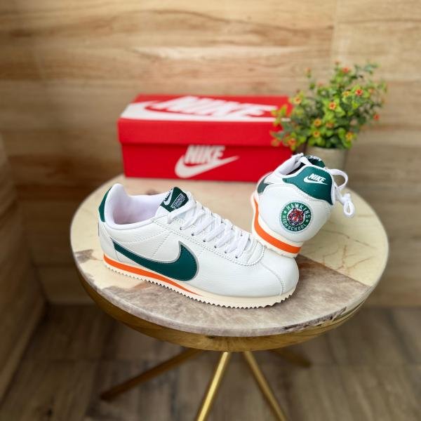 NIKE CORTEZ HAWKINZ